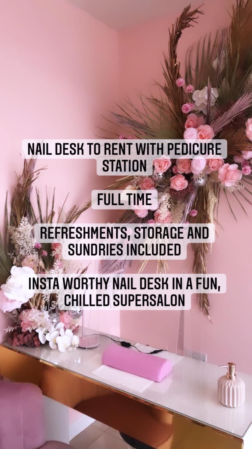 Vacancies Blonde + Boujee